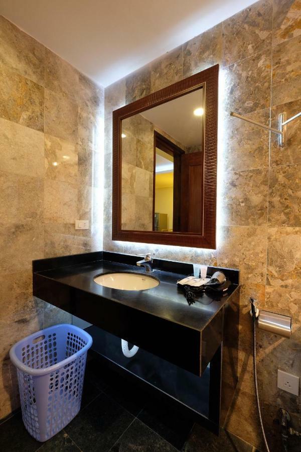 Nine Housing - Kim Ma Apartment Ханой Екстер'єр фото